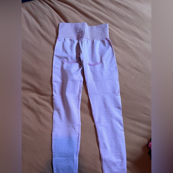 NVGTN leggings PASTEL PINK CONTOUR Small - Picture 3 of 5